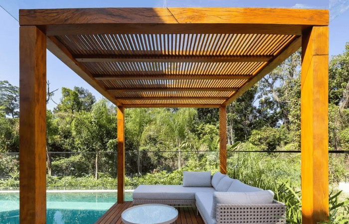 pergolado de madeira